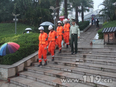 �ն������A�M������幝(ji��)�����g�����΄�(w��)[�D]